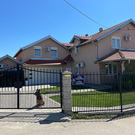 Apartman Diamond Lux Surčin Exterior foto
