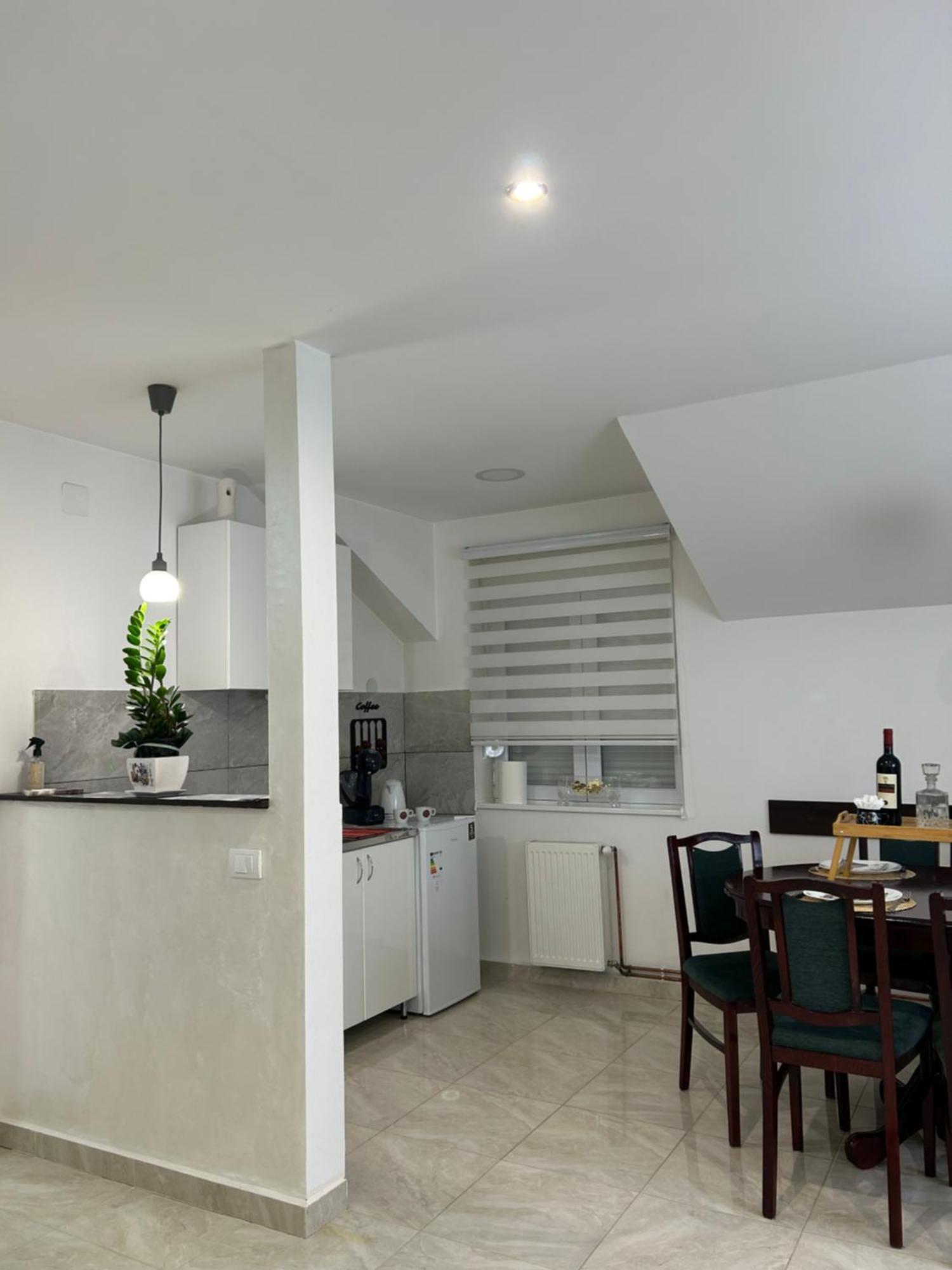 Apartman Diamond Lux Surčin Exterior foto